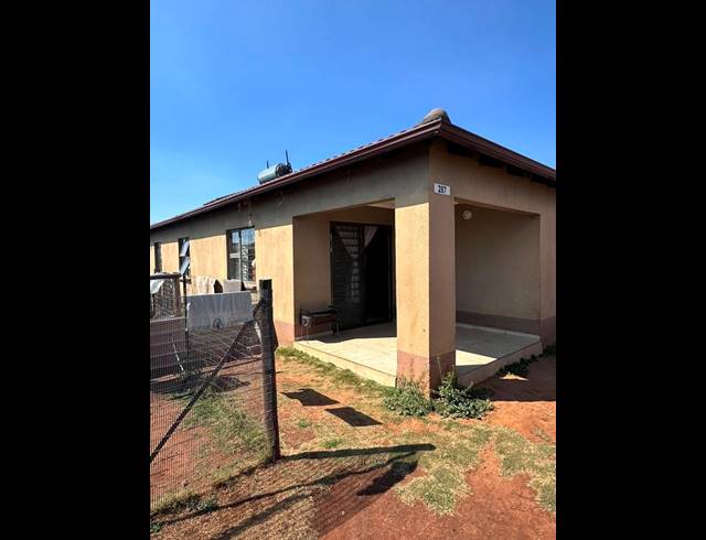 4 BEDROOM HOUSE FOR SALE IN KLIPPOORTJIE